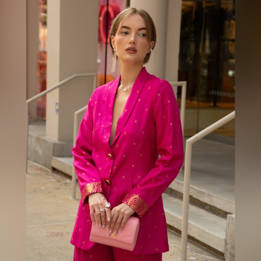 NWT 🩷 Rani Pink Indo Western Blazer M
